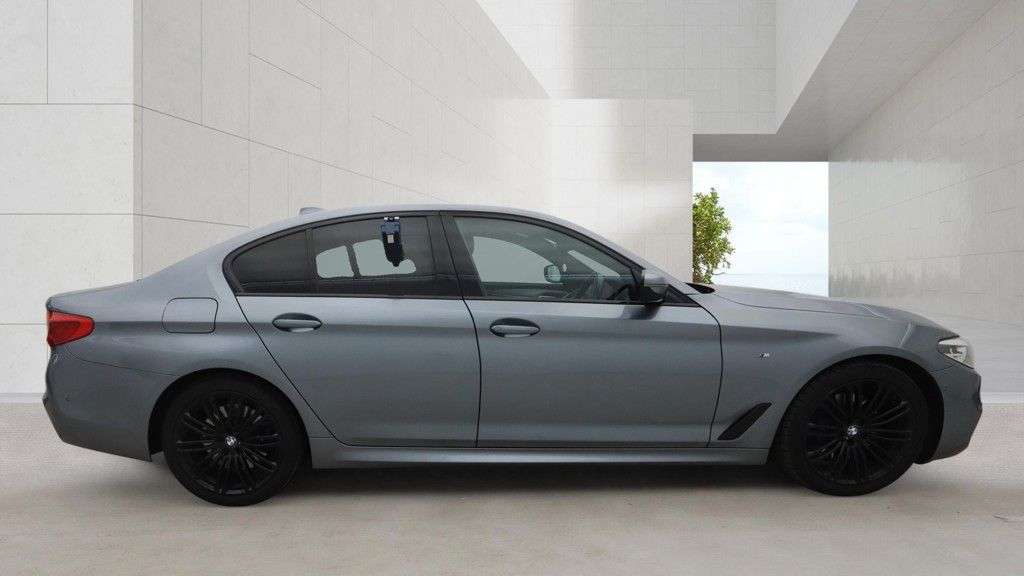 2019 BMW 5 SERIES 2019 BMW 5 SERIES