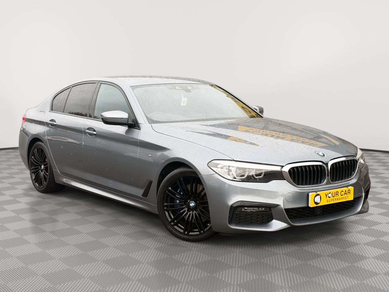 A 2019 BMW 5 SERIES 2.0 530i GPF M Sport Saloon 4dr Petrol Auto Euro 6 (s/s) (252 ps) 2 KEYS / A 2019 BMW 5 SERIES 2.0 530i GPF M Sport Saloon 4dr Petrol Auto Euro 6 (s/s) (252 ps) 2 KEYS /