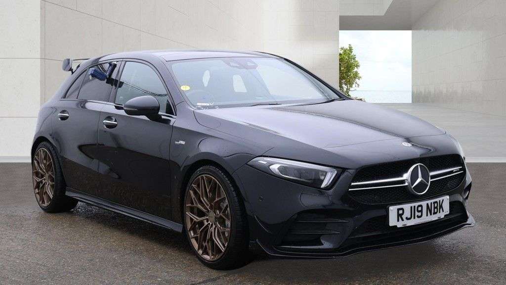 A 2019 MERCEDES-BENZ A CLASS 2.0 A35 AMG (Premium Plus) Hatchback 5dr Petrol SpdS DCT 4MATIC Euro 6 (s/s A 2019 MERCEDES-BENZ A CLASS 2.0 A35 AMG (Premium Plus) Hatchback 5dr Petrol SpdS DCT 4MATIC Euro 6 (s/s