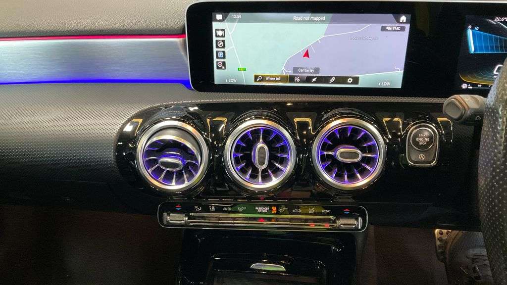 2019 MERCEDES-BENZ A CLASS 2019 MERCEDES-BENZ A CLASS