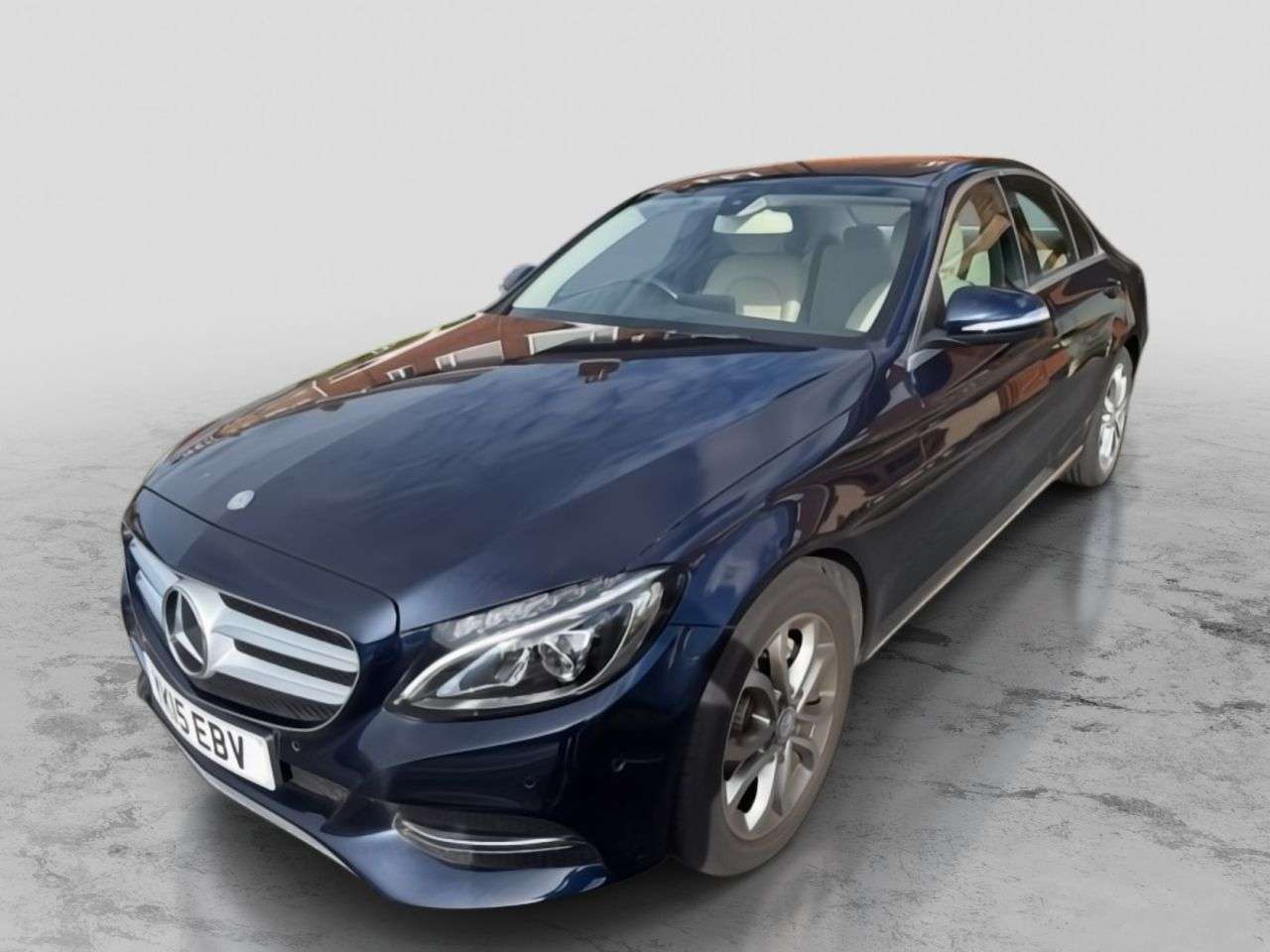 A 2015 MERCEDES-BENZ C CLASS 2.1 C220 BlueTEC Sport Saloon 4dr Diesel G-Tronic+ Euro 6 (s/s) (170 ps) 2 A 2015 MERCEDES-BENZ C CLASS 2.1 C220 BlueTEC Sport Saloon 4dr Diesel G-Tronic+ Euro 6 (s/s) (170 ps) 2