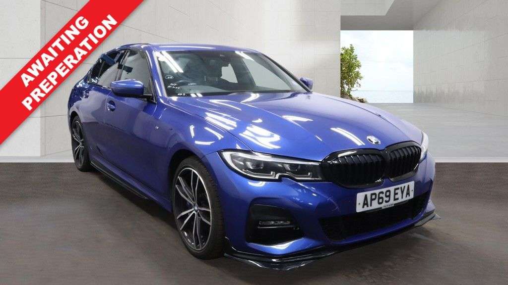 A 2020 BMW 3 SERIES 2.0 330e 12kWh M Sport Saloon 4dr Petrol Plug-in Hybrid Auto Euro 6 (s/s) ( A 2020 BMW 3 SERIES 2.0 330e 12kWh M Sport Saloon 4dr Petrol Plug-in Hybrid Auto Euro 6 (s/s) (