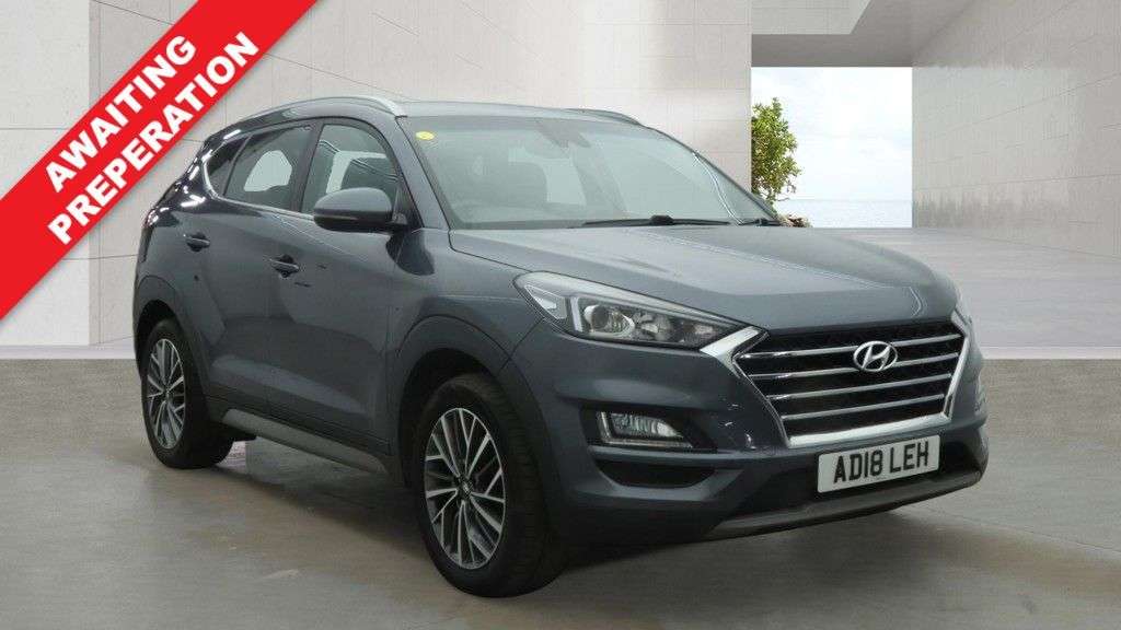 A 2019 HYUNDAI TUCSON 1.6 CRDi Premium SUV 5dr Diesel DCT Euro 6 (s/s) (136 ps) 2 KEYS / HEATED F A 2019 HYUNDAI TUCSON 1.6 CRDi Premium SUV 5dr Diesel DCT Euro 6 (s/s) (136 ps) 2 KEYS / HEATED F