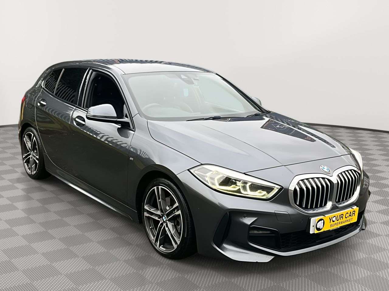 A 2021 BMW 1 SERIES 1.5 118i M Sport Hatchback 5dr Petrol DCT Euro 6 (s/s) (136 ps) 18" ALLOYS A 2021 BMW 1 SERIES 1.5 118i M Sport Hatchback 5dr Petrol DCT Euro 6 (s/s) (136 ps) 18" ALLOYS