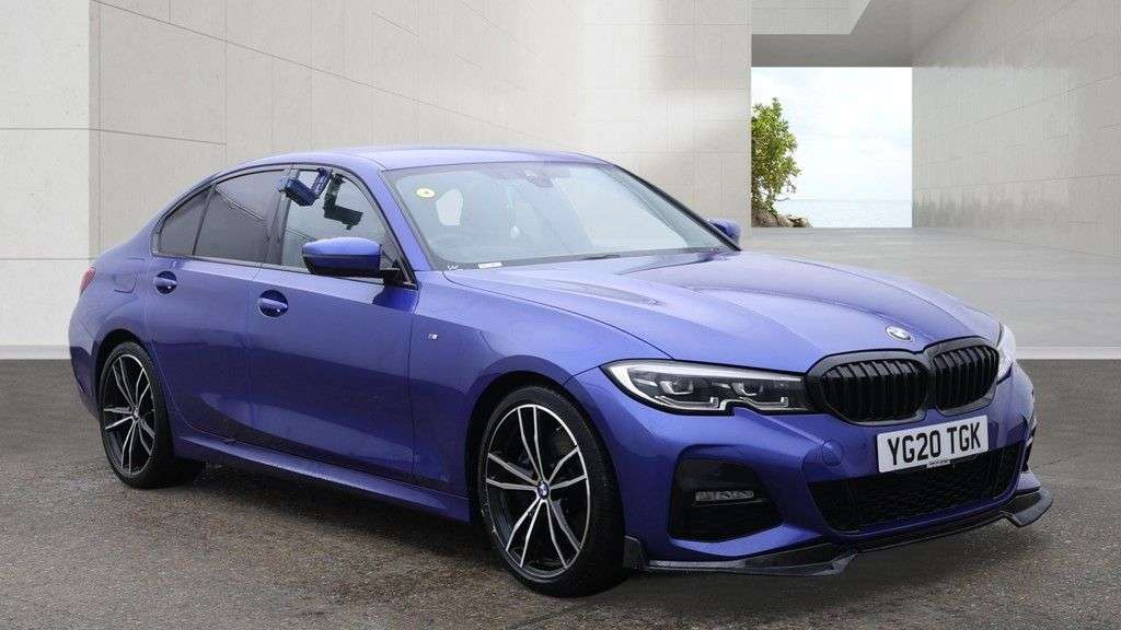 A 2020 BMW 3 SERIES 2.0 320d M Sport Saloon 4dr Diesel Auto Euro 6 (s/s) (190 ps) HARMON KARDON A 2020 BMW 3 SERIES 2.0 320d M Sport Saloon 4dr Diesel Auto Euro 6 (s/s) (190 ps) HARMON KARDON