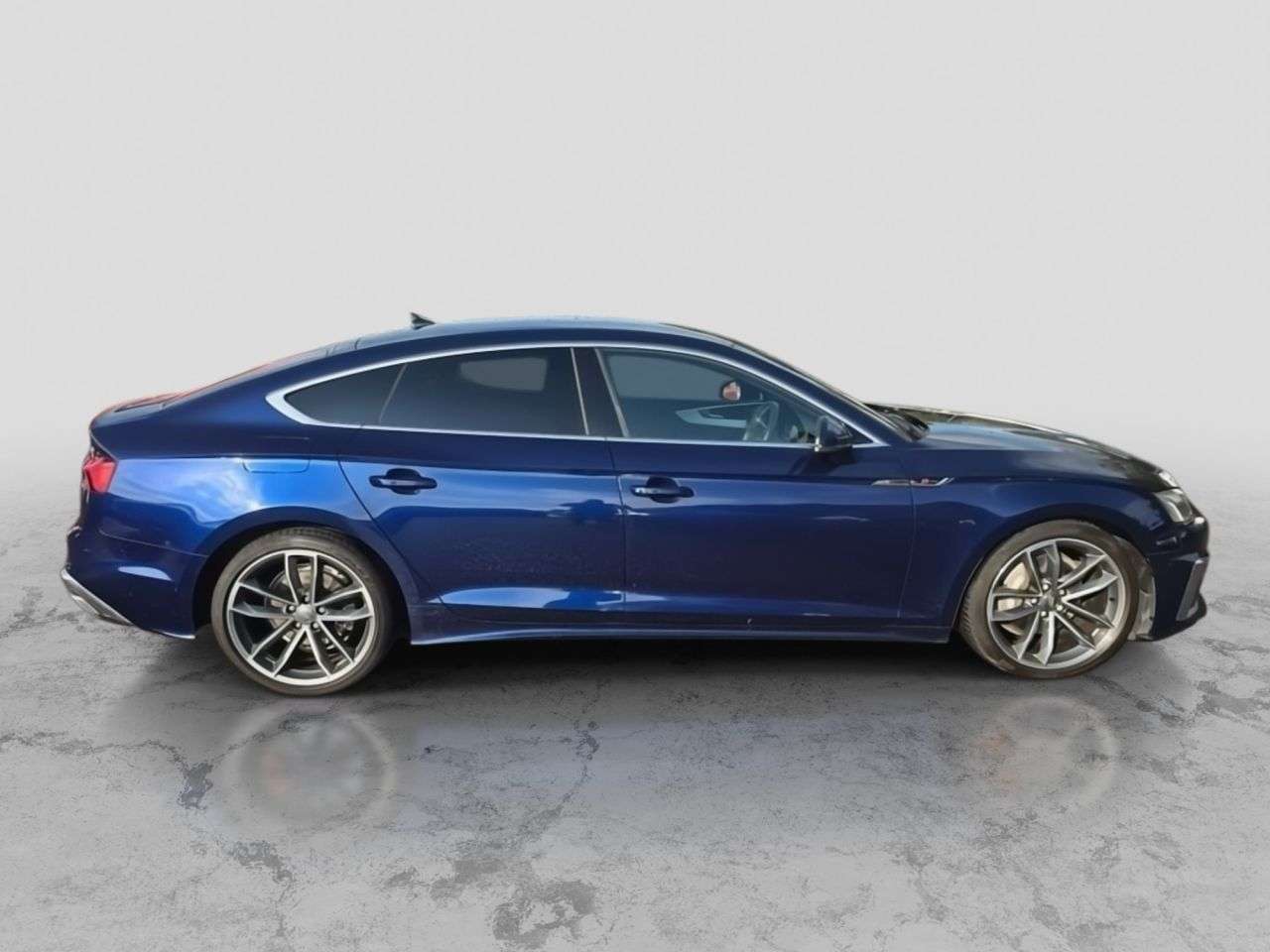 A 2021 AUDI A5 2.0 TFSI 40 S line Sportback 5dr Petrol S Tronic Euro 6 (s/s) (204 ps) 2 KE A 2021 AUDI A5 2.0 TFSI 40 S line Sportback 5dr Petrol S Tronic Euro 6 (s/s) (204 ps) 2 KE