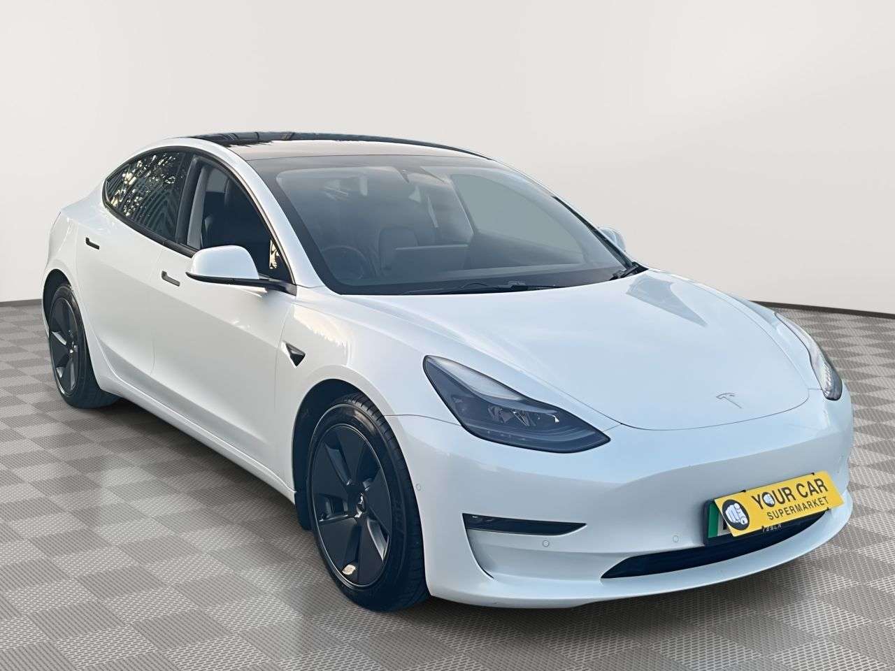A 2022 TESLA MODEL 3 (Dual Motor) Long Range Saloon 4dr Electric Auto 4WDE (346 ps) 1 OWNER FROM A 2022 TESLA MODEL 3 (Dual Motor) Long Range Saloon 4dr Electric Auto 4WDE (346 ps) 1 OWNER FROM