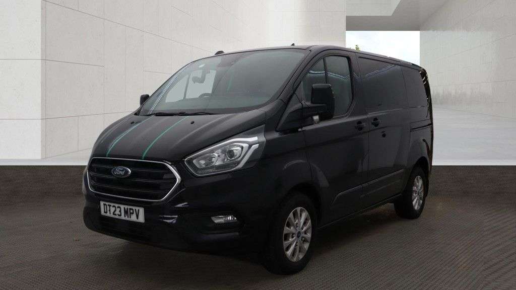 A 2023 FORD TRANSIT CUSTOM 2.0 340 EcoBlue Limited Panel Van 5dr Diesel Auto L1 H1 Euro 6 (s/s) (170 p A 2023 FORD TRANSIT CUSTOM 2.0 340 EcoBlue Limited Panel Van 5dr Diesel Auto L1 H1 Euro 6 (s/s) (170 p