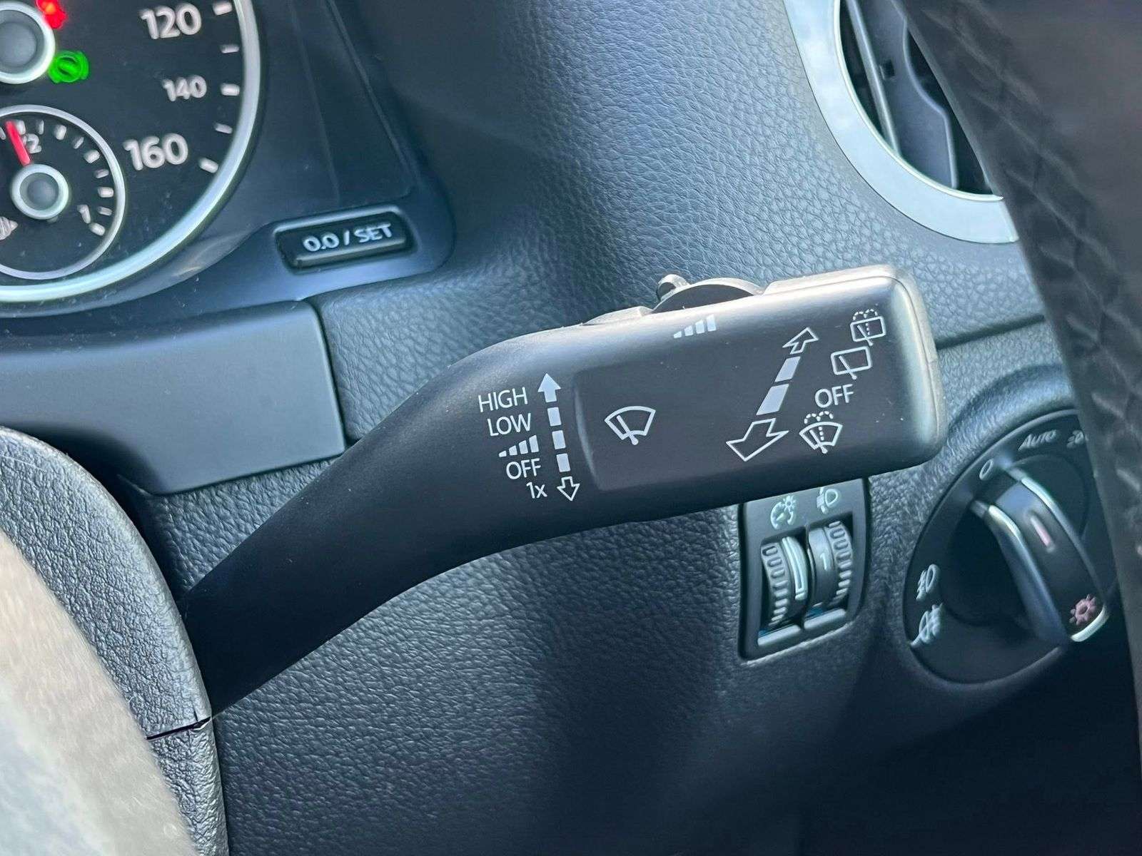 2016 VOLKSWAGEN TIGUAN 2016 VOLKSWAGEN TIGUAN