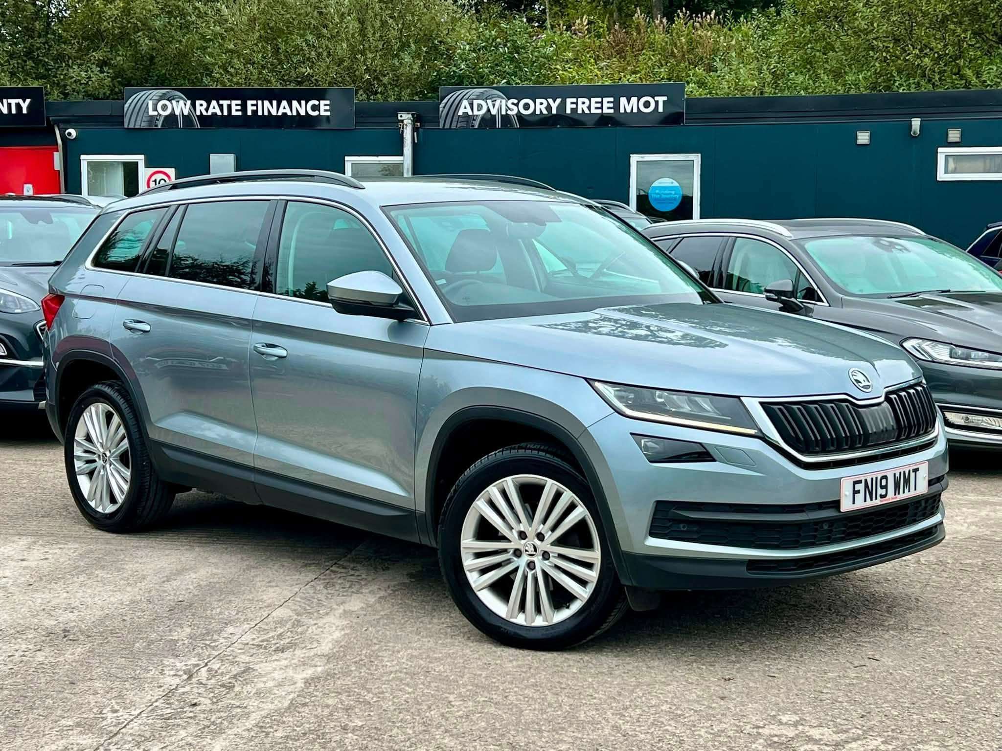 A 2019 SKODA KODIAQ 2.0 TDI SE L SUV 5dr Diesel DSG Euro 6 (s/s) (5 Seat) (150 ps) A 2019 SKODA KODIAQ 2.0 TDI SE L SUV 5dr Diesel DSG Euro 6 (s/s) (5 Seat) (150 ps)