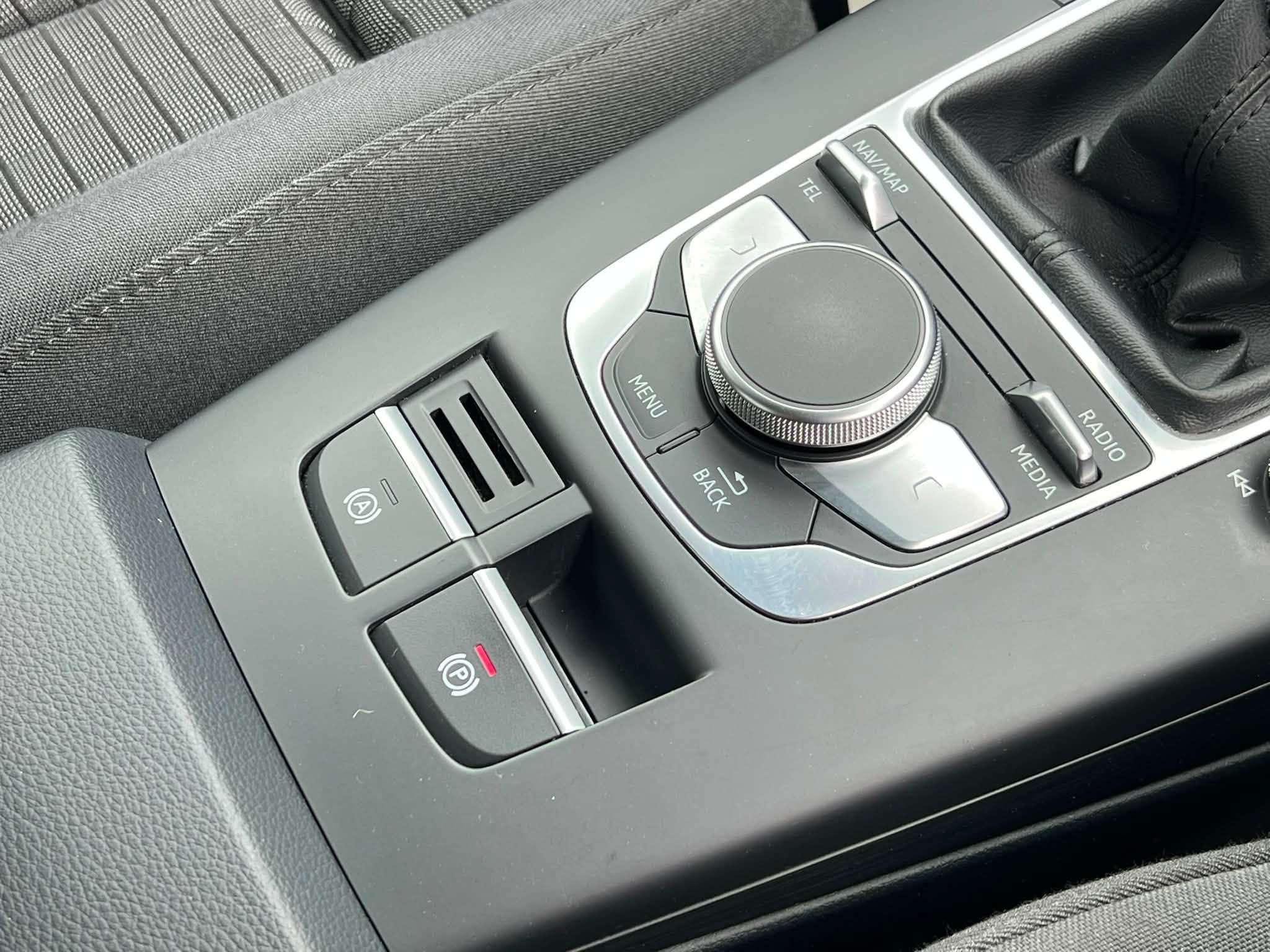 2018 AUDI A3 2018 AUDI A3