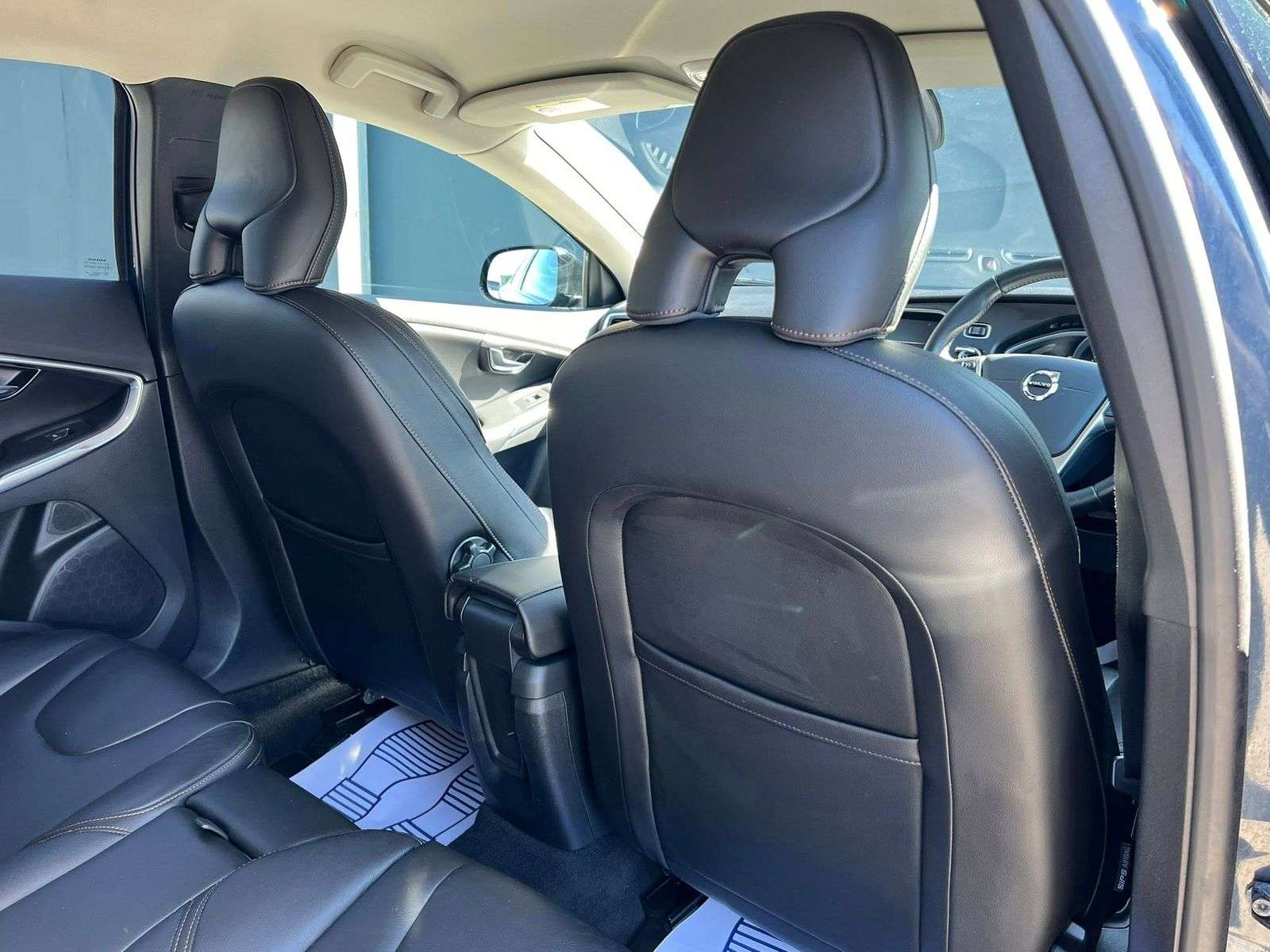 2017 VOLVO V40 CROSS COUNTRY 2017 VOLVO V40 CROSS COUNTRY