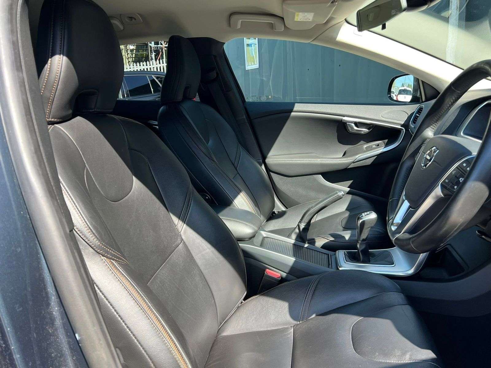 2017 VOLVO V40 CROSS COUNTRY 2017 VOLVO V40 CROSS COUNTRY