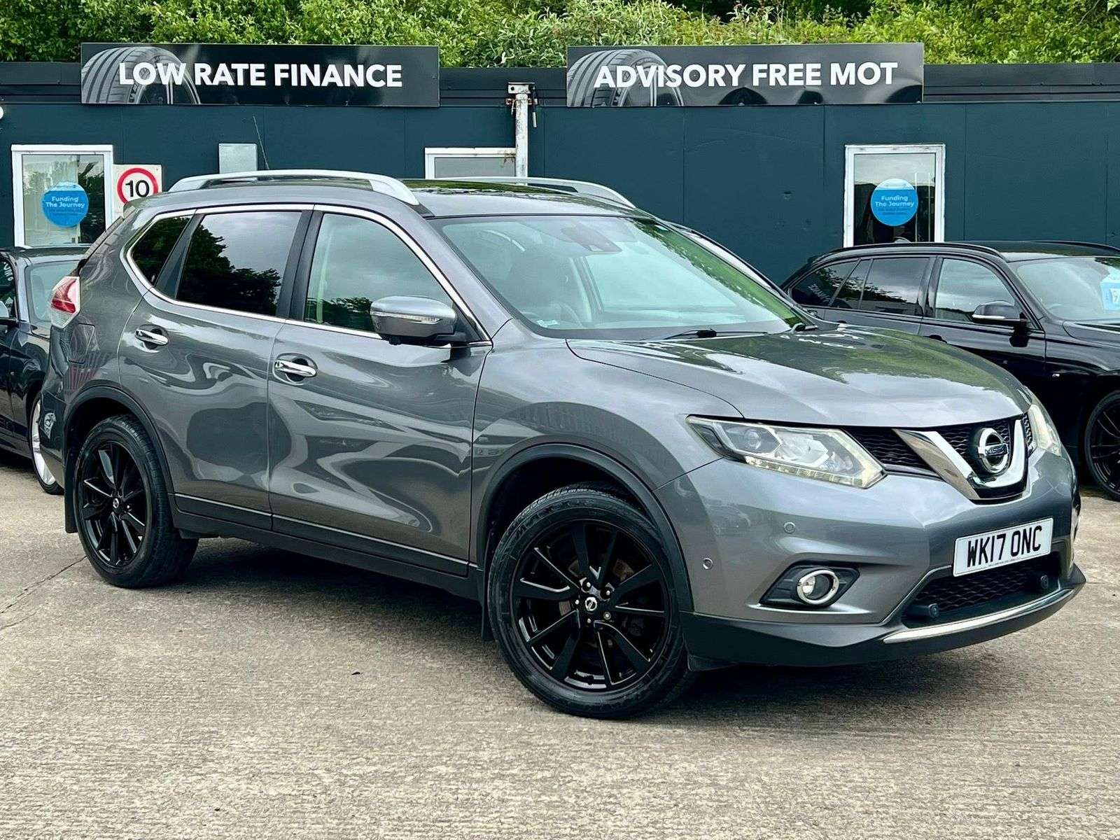 A 2017 NISSAN X-TRAIL 1.6 dCi Tekna SUV 5dr Diesel Manual Euro 6 (s/s) (130 ps) A 2017 NISSAN X-TRAIL 1.6 dCi Tekna SUV 5dr Diesel Manual Euro 6 (s/s) (130 ps)