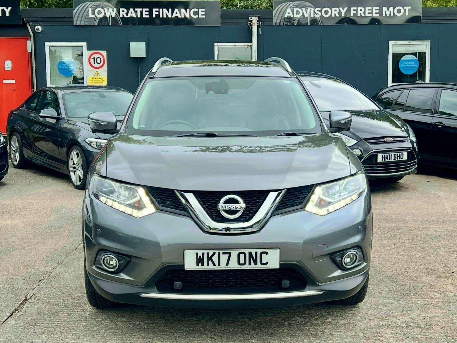 A 2017 NISSAN X-TRAIL 1.6 dCi Tekna SUV 5dr Diesel Manual Euro 6 (s/s) (130 ps) A 2017 NISSAN X-TRAIL 1.6 dCi Tekna SUV 5dr Diesel Manual Euro 6 (s/s) (130 ps)