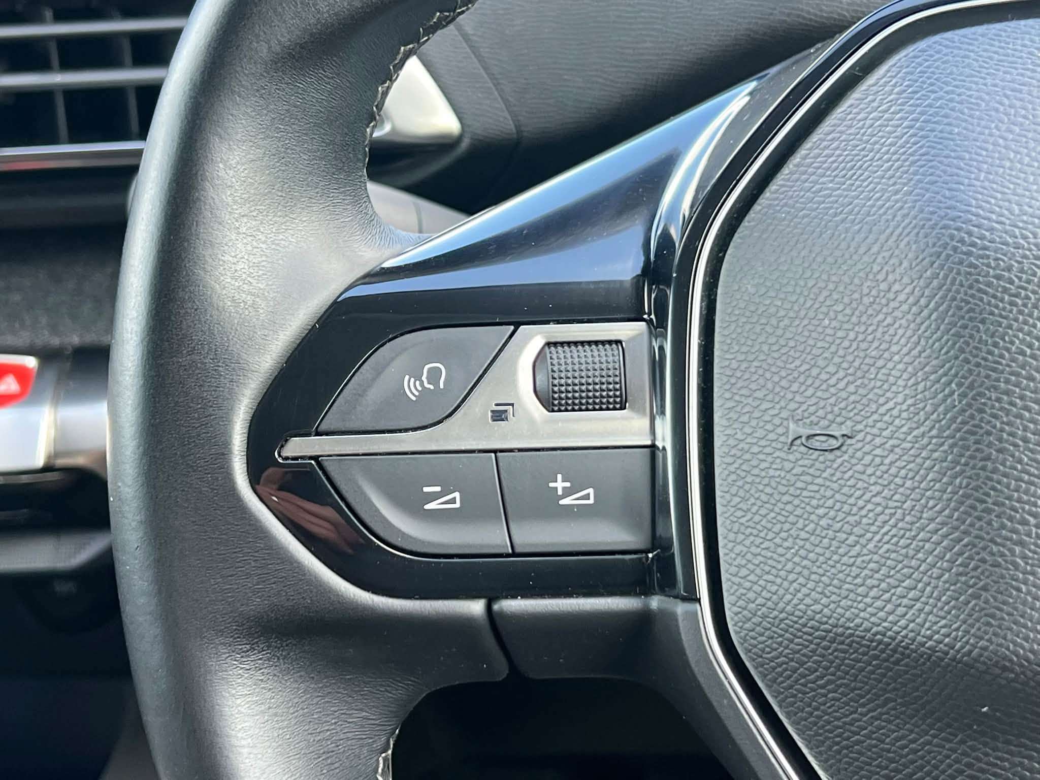 2019 PEUGEOT 3008 2019 PEUGEOT 3008