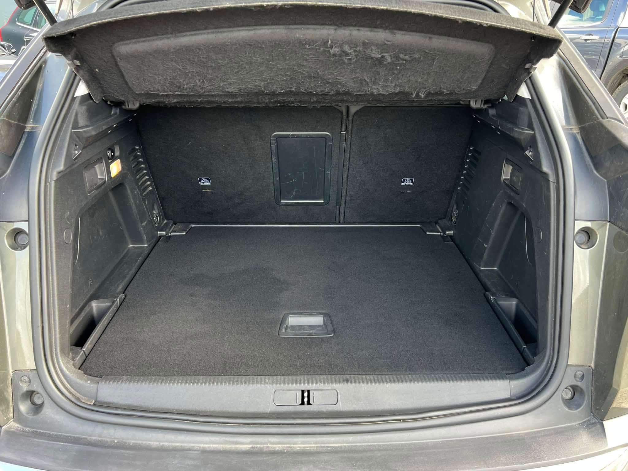 2019 PEUGEOT 3008 2019 PEUGEOT 3008