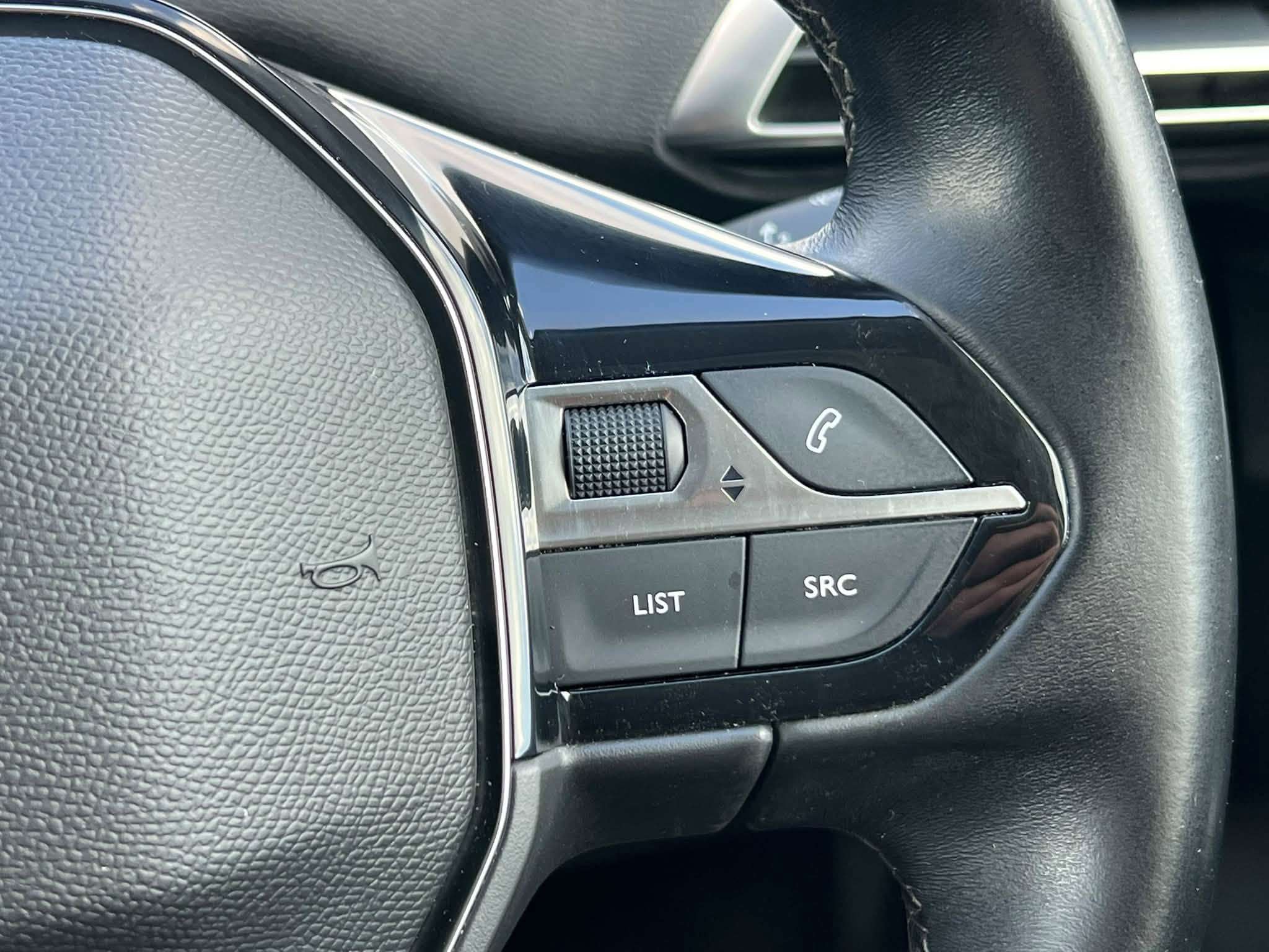 2019 PEUGEOT 3008 2019 PEUGEOT 3008
