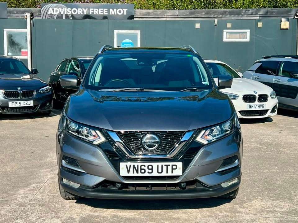 A 2020 NISSAN QASHQAI 1.3 DIG-T N-Connecta SUV 5dr Petrol Manual Euro 6 (s/s) (140 ps) A 2020 NISSAN QASHQAI 1.3 DIG-T N-Connecta SUV 5dr Petrol Manual Euro 6 (s/s) (140 ps)