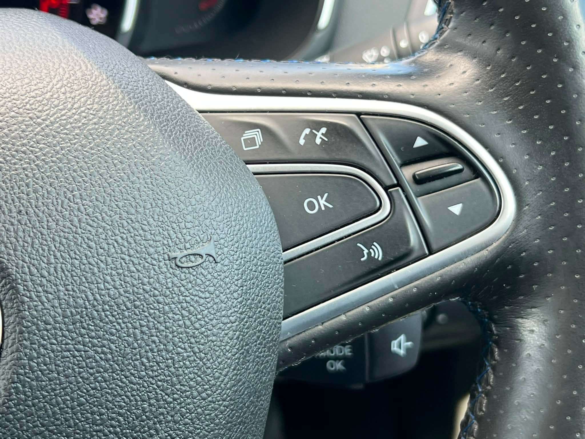 2020 RENAULT MEGANE 2020 RENAULT MEGANE
