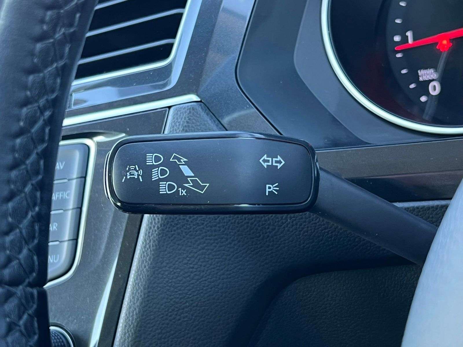 2017 VOLKSWAGEN TIGUAN 2017 VOLKSWAGEN TIGUAN