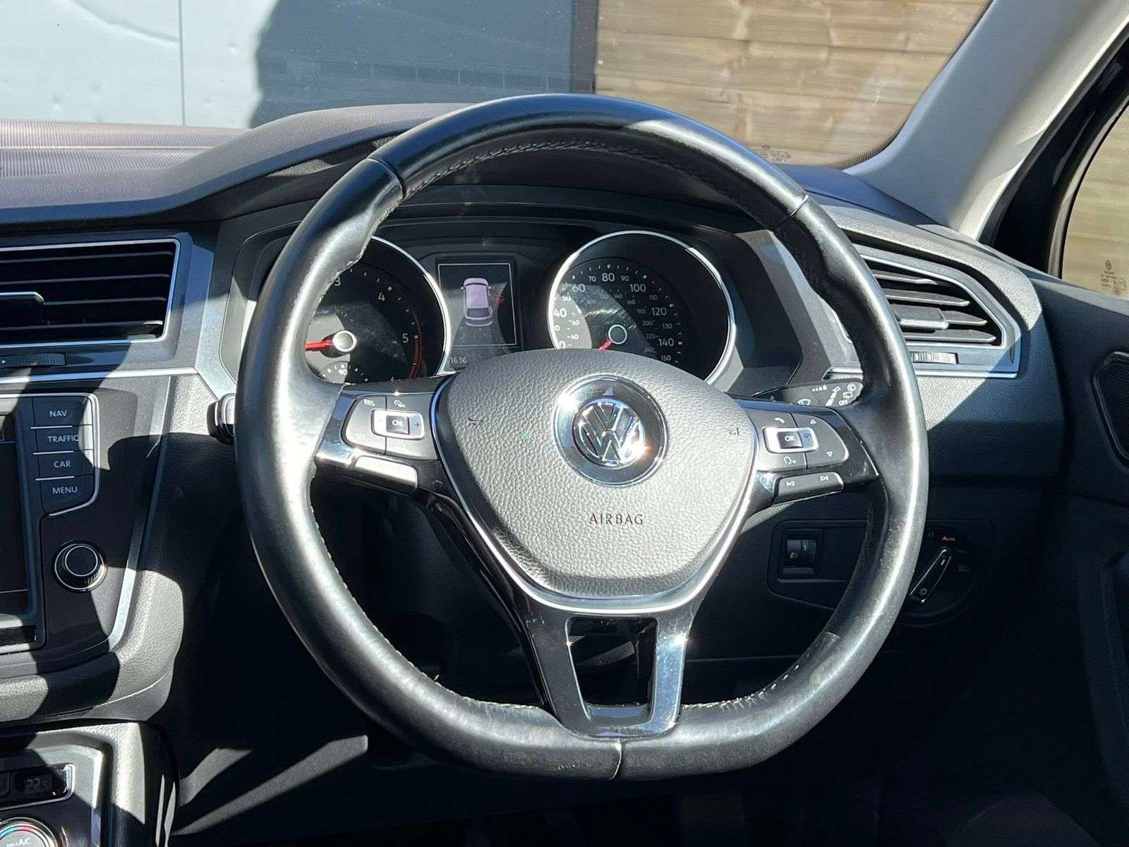 2017 VOLKSWAGEN TIGUAN 2017 VOLKSWAGEN TIGUAN