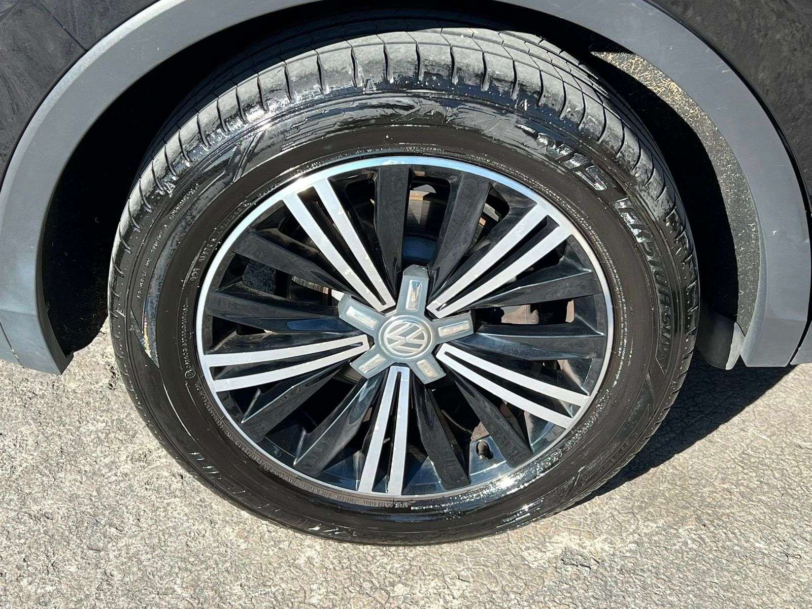 2017 VOLKSWAGEN TIGUAN 2017 VOLKSWAGEN TIGUAN