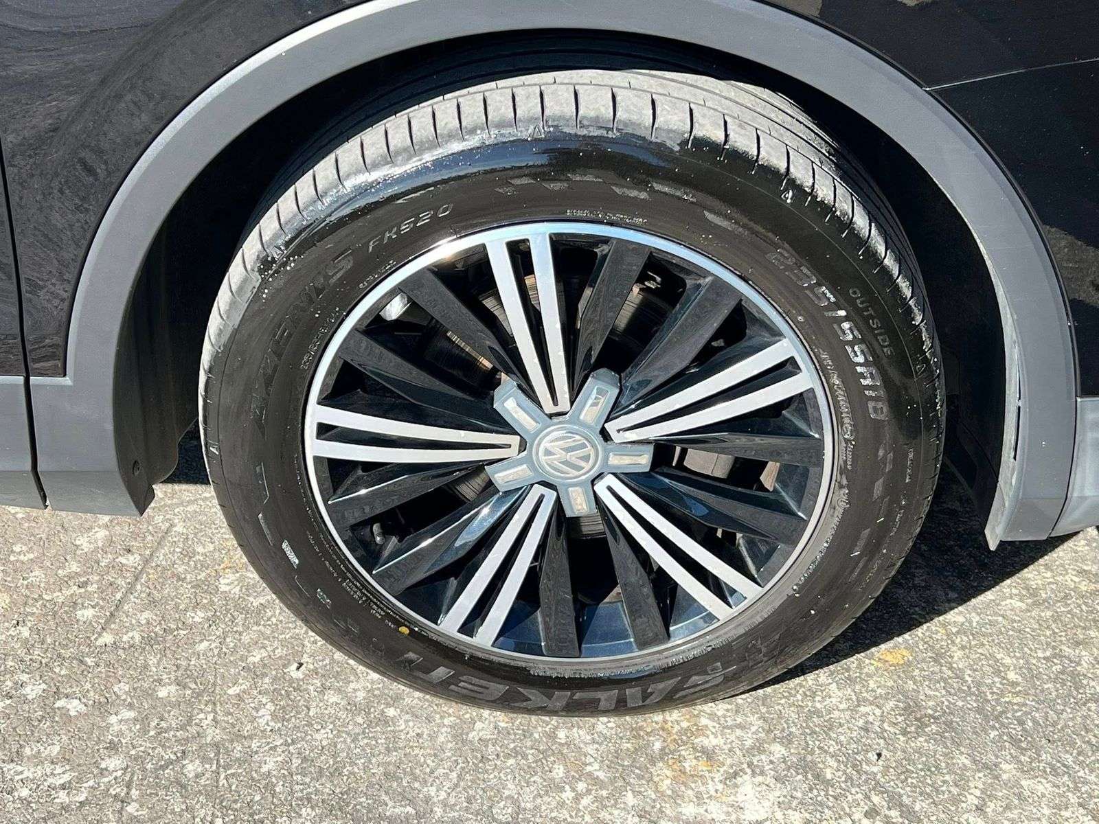 2017 VOLKSWAGEN TIGUAN 2017 VOLKSWAGEN TIGUAN