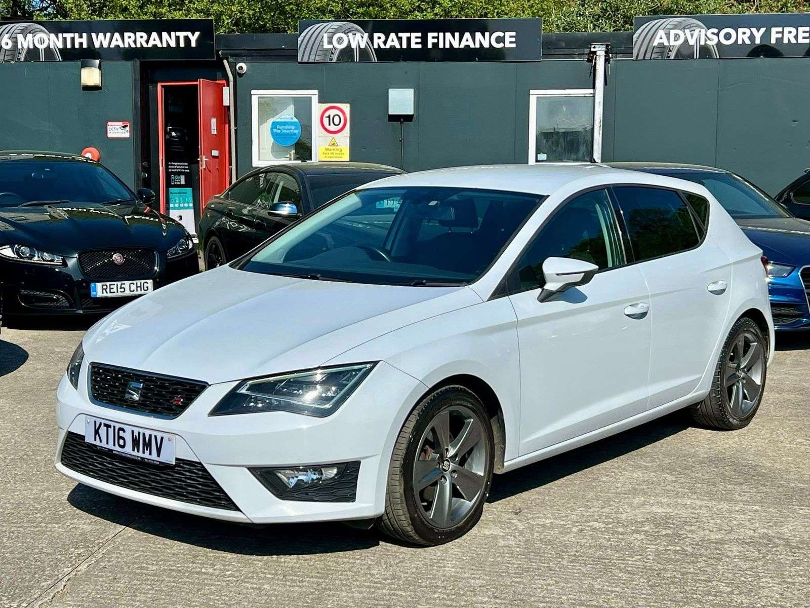 A 2016 SEAT LEON 1.4 EcoTSI FR Hatchback 5dr Petrol Manual Euro 6 (s/s) (150 ps) A 2016 SEAT LEON 1.4 EcoTSI FR Hatchback 5dr Petrol Manual Euro 6 (s/s) (150 ps)
