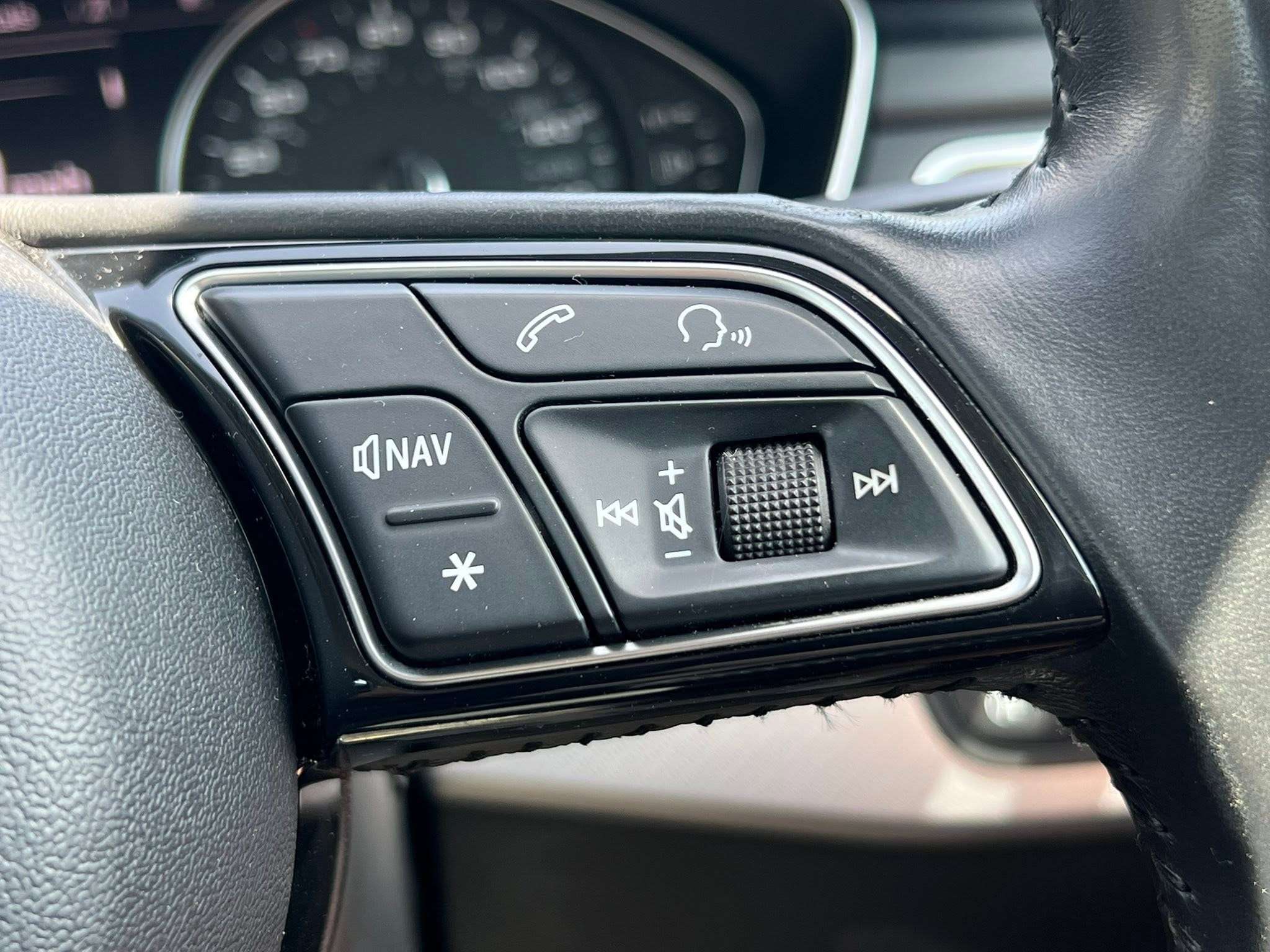 2017 AUDI A4 2017 AUDI A4
