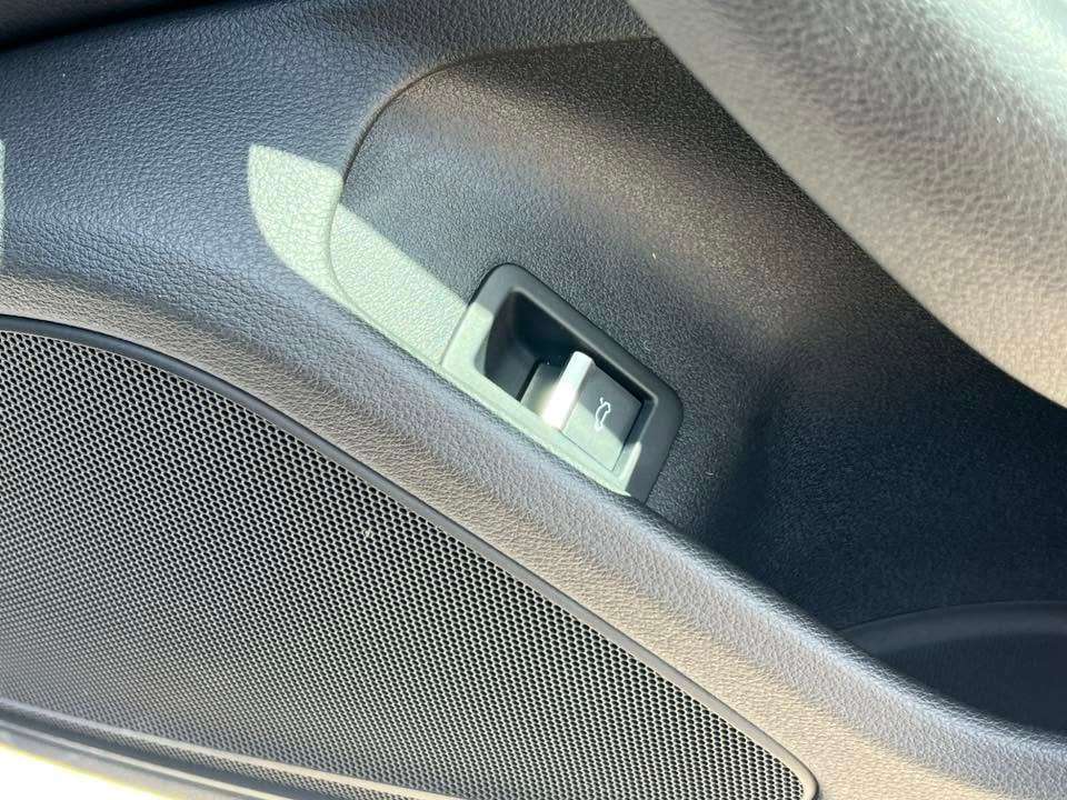 2017 AUDI A4 2017 AUDI A4