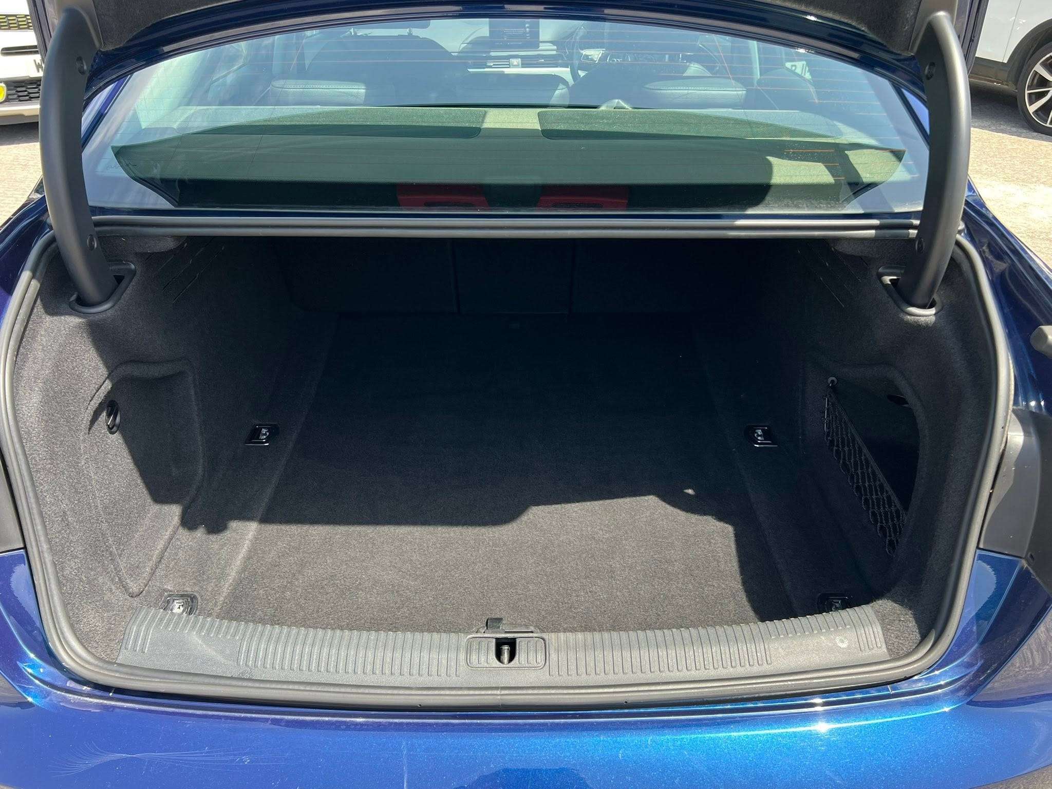 2017 AUDI A4 2017 AUDI A4