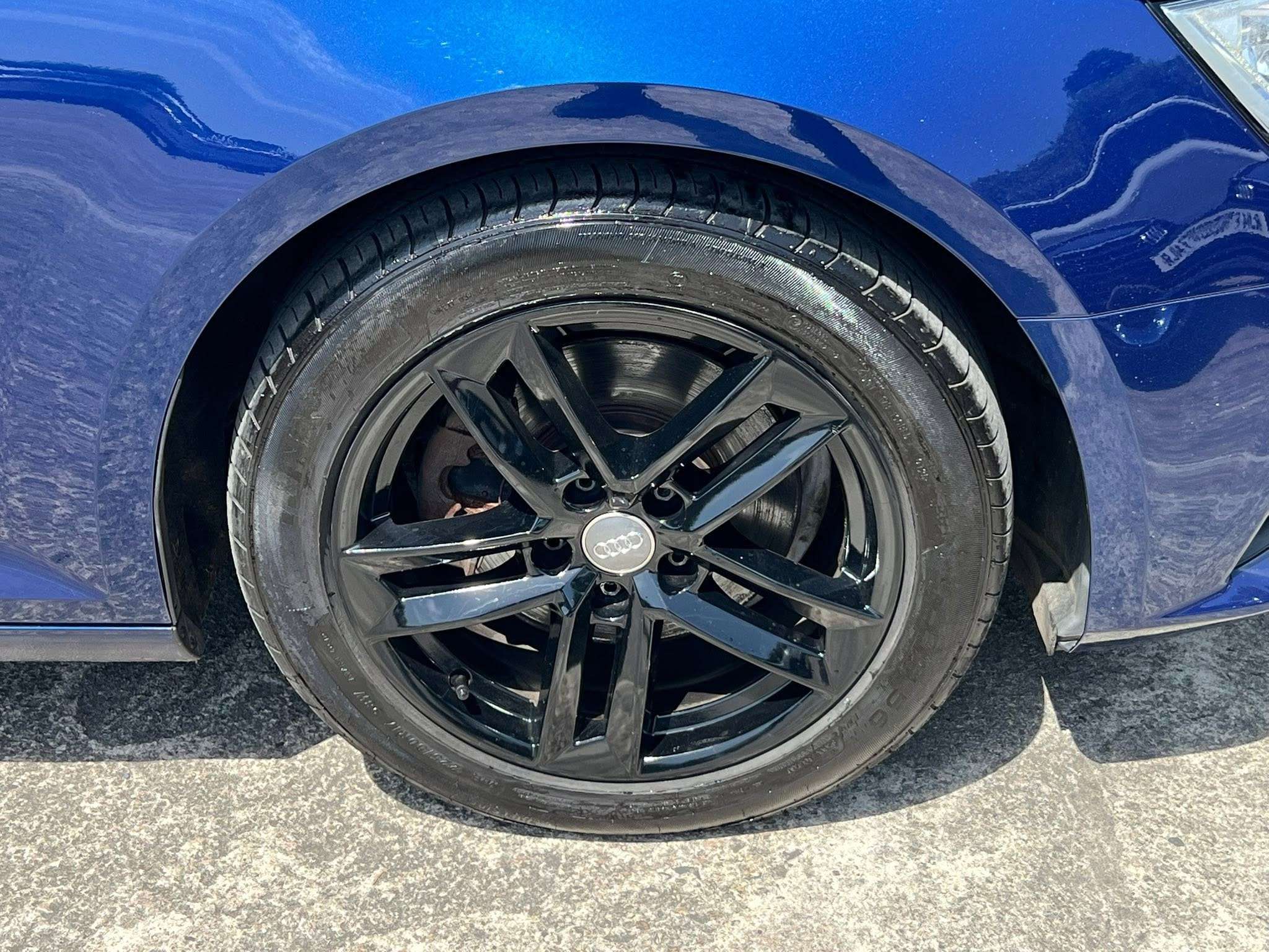 2017 AUDI A4 2017 AUDI A4