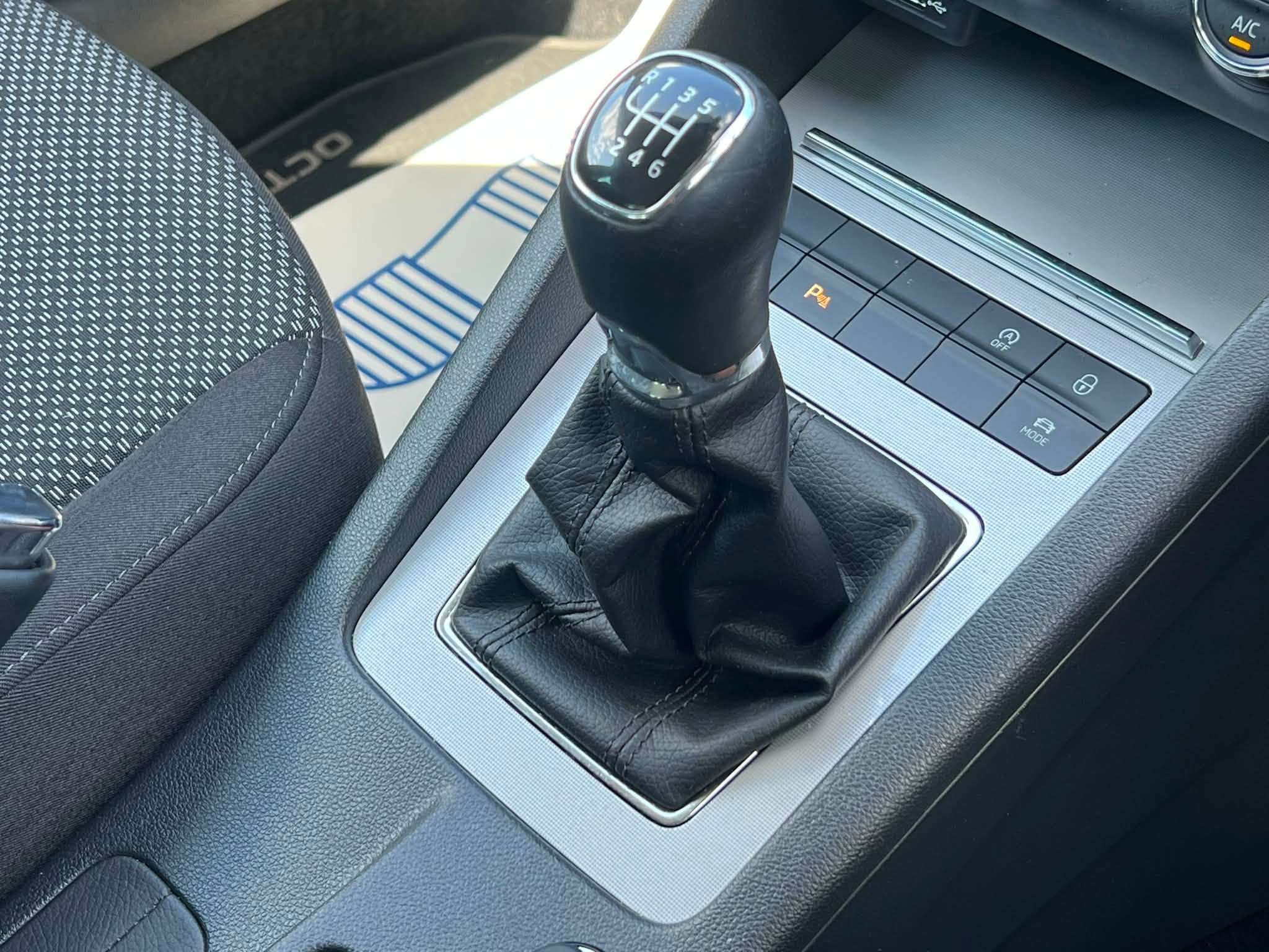2015 SKODA OCTAVIA 2015 SKODA OCTAVIA