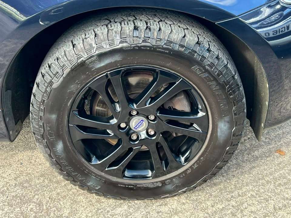 2017 VOLVO XC60 2017 VOLVO XC60