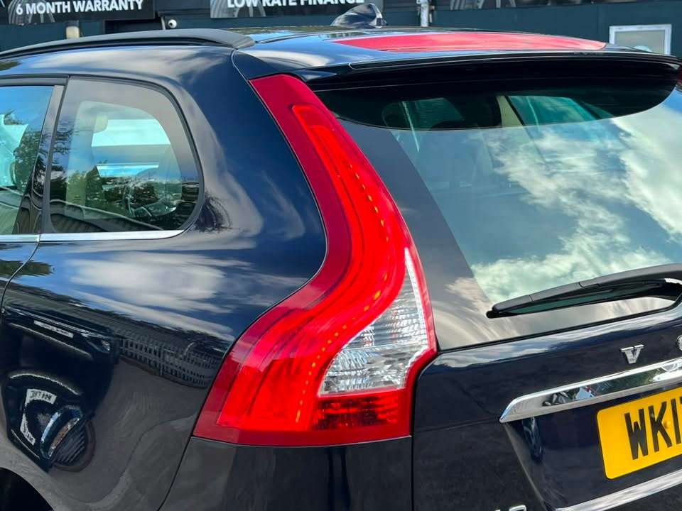 2017 VOLVO XC60 2017 VOLVO XC60