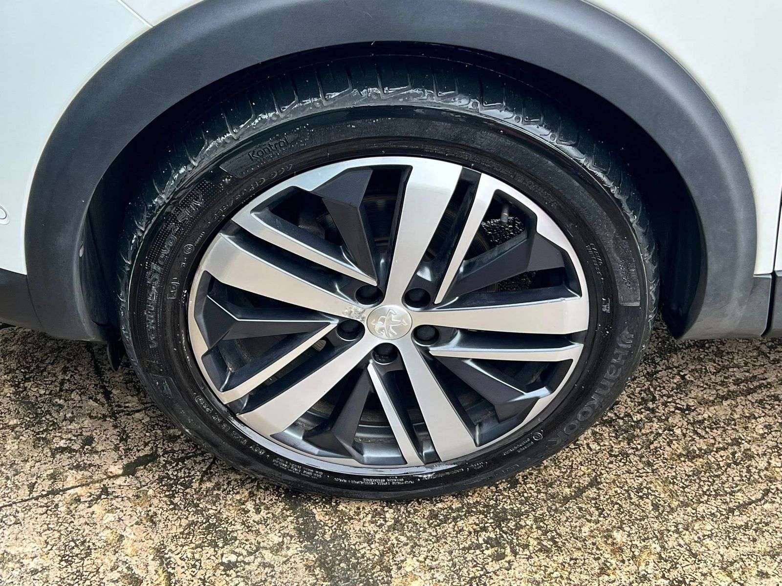 2018 PEUGEOT 3008 2018 PEUGEOT 3008