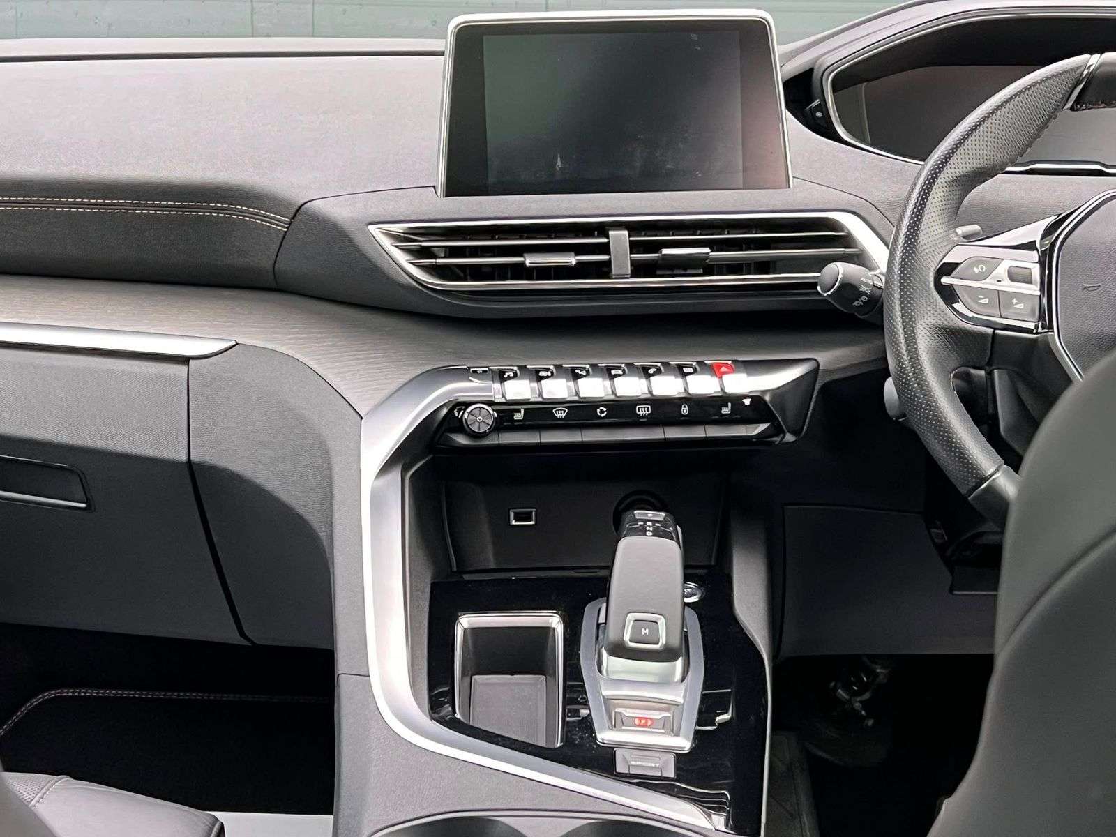 2018 PEUGEOT 3008 2018 PEUGEOT 3008