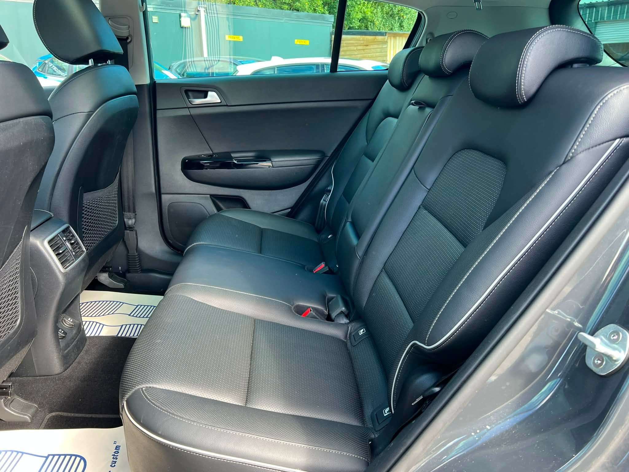 2020 KIA SPORTAGE 2020 KIA SPORTAGE