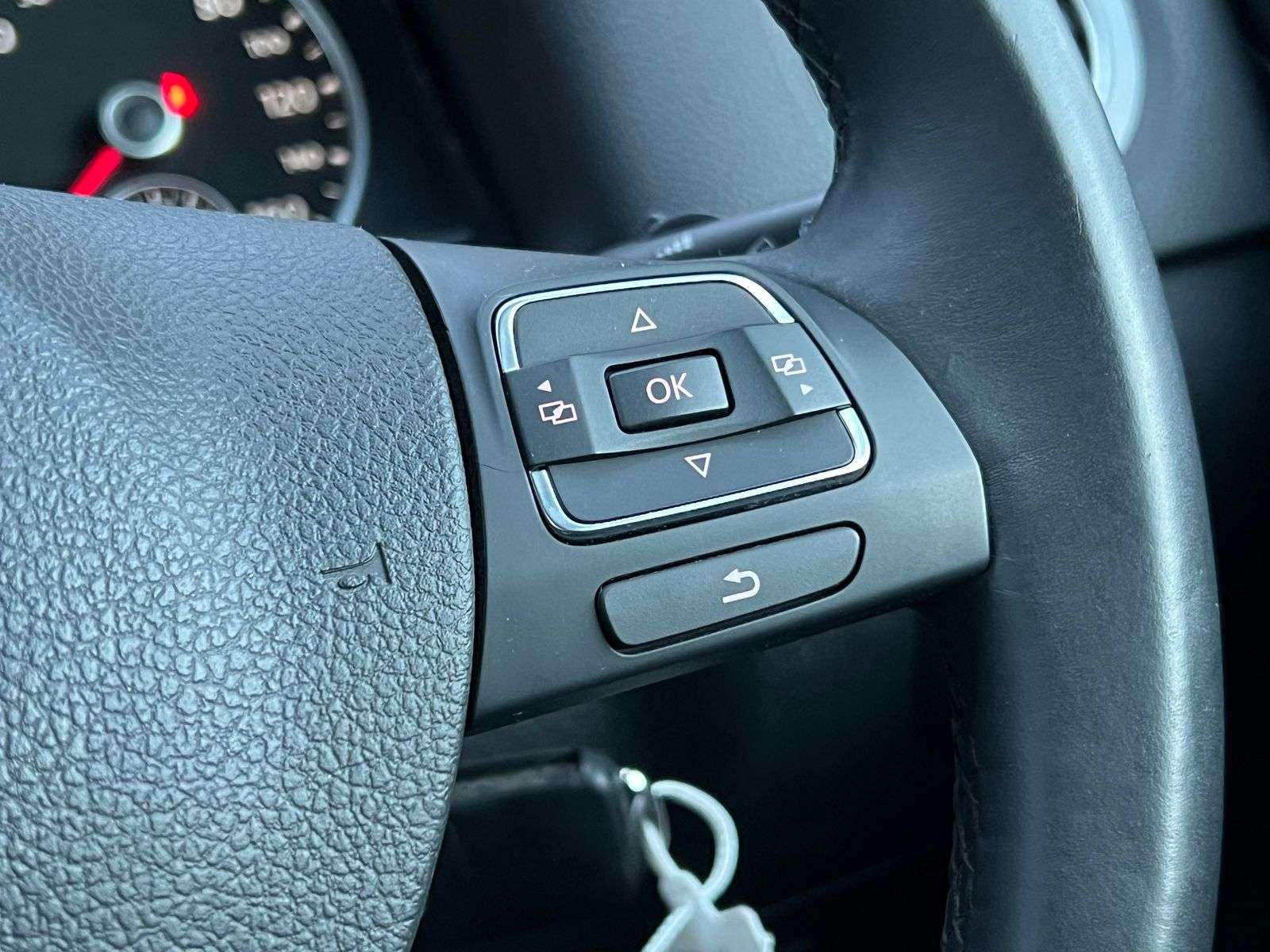 2014 VOLKSWAGEN TIGUAN 2014 VOLKSWAGEN TIGUAN