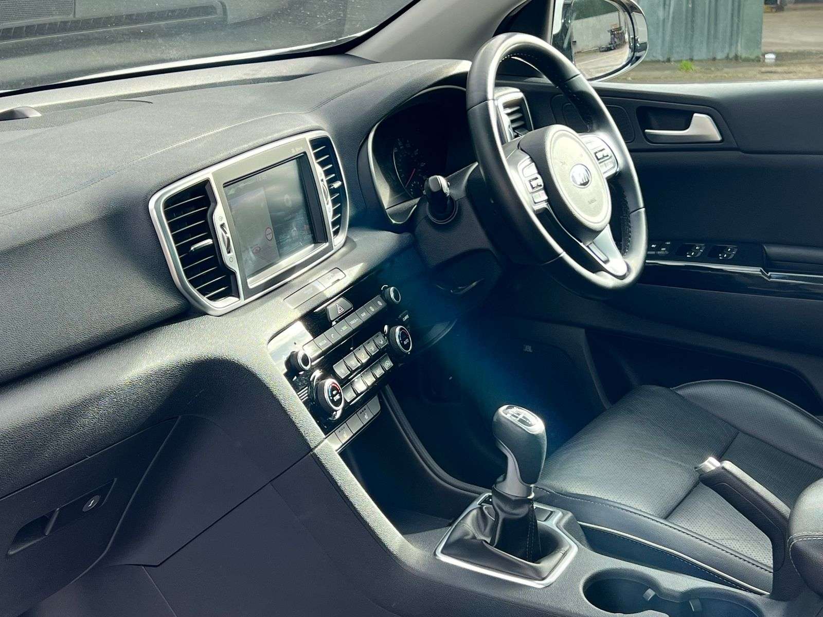 2017 KIA SPORTAGE 2017 KIA SPORTAGE