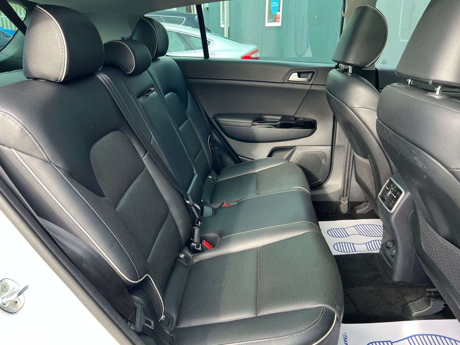 2017 KIA SPORTAGE 2017 KIA SPORTAGE