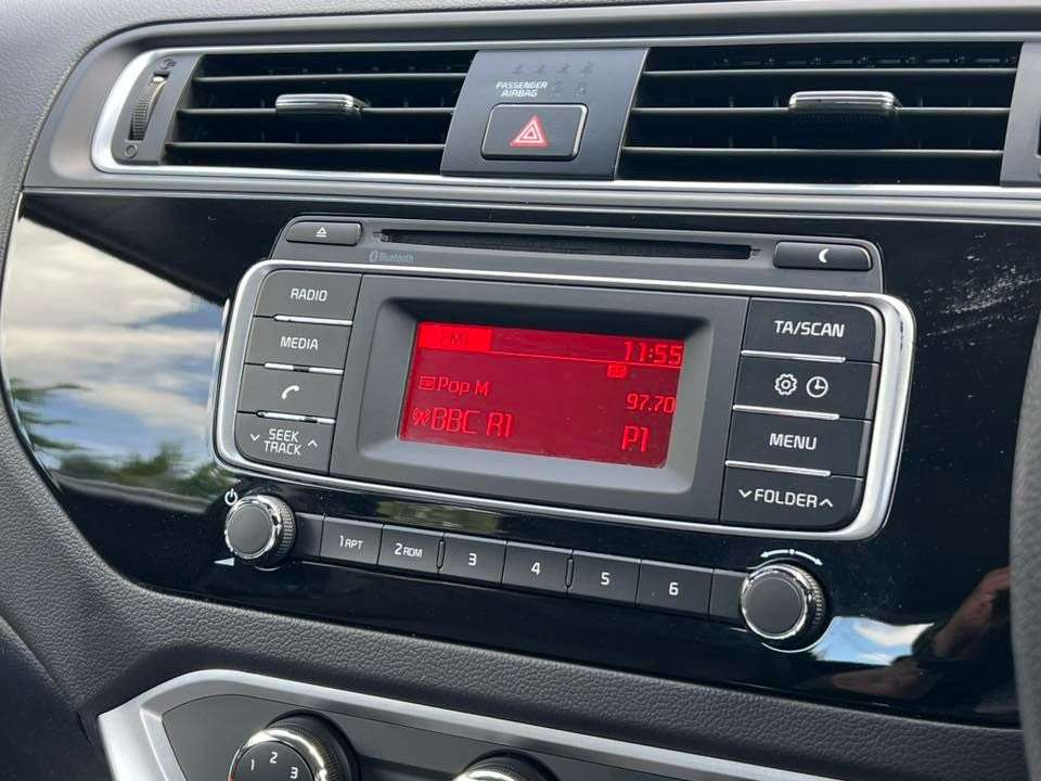 2016 KIA RIO 2016 KIA RIO
