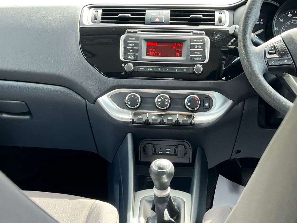 2016 KIA RIO 2016 KIA RIO