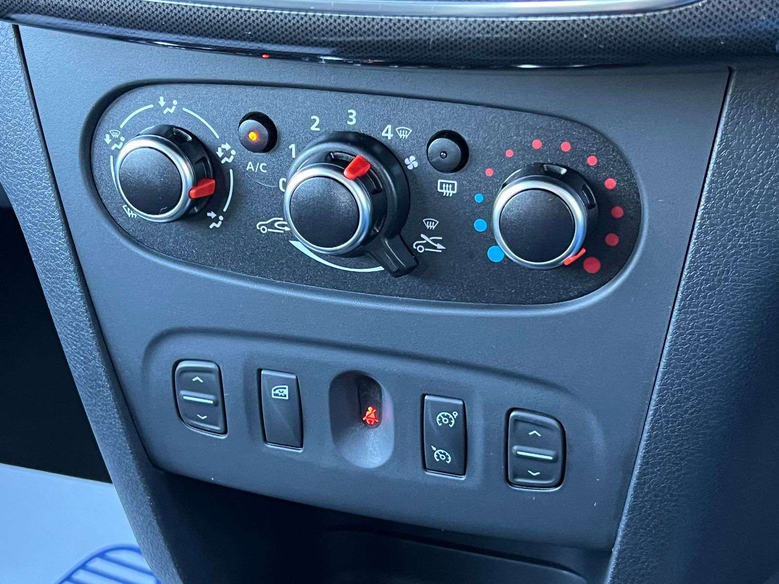 2018 DACIA SANDERO STEPWAY 2018 DACIA SANDERO STEPWAY