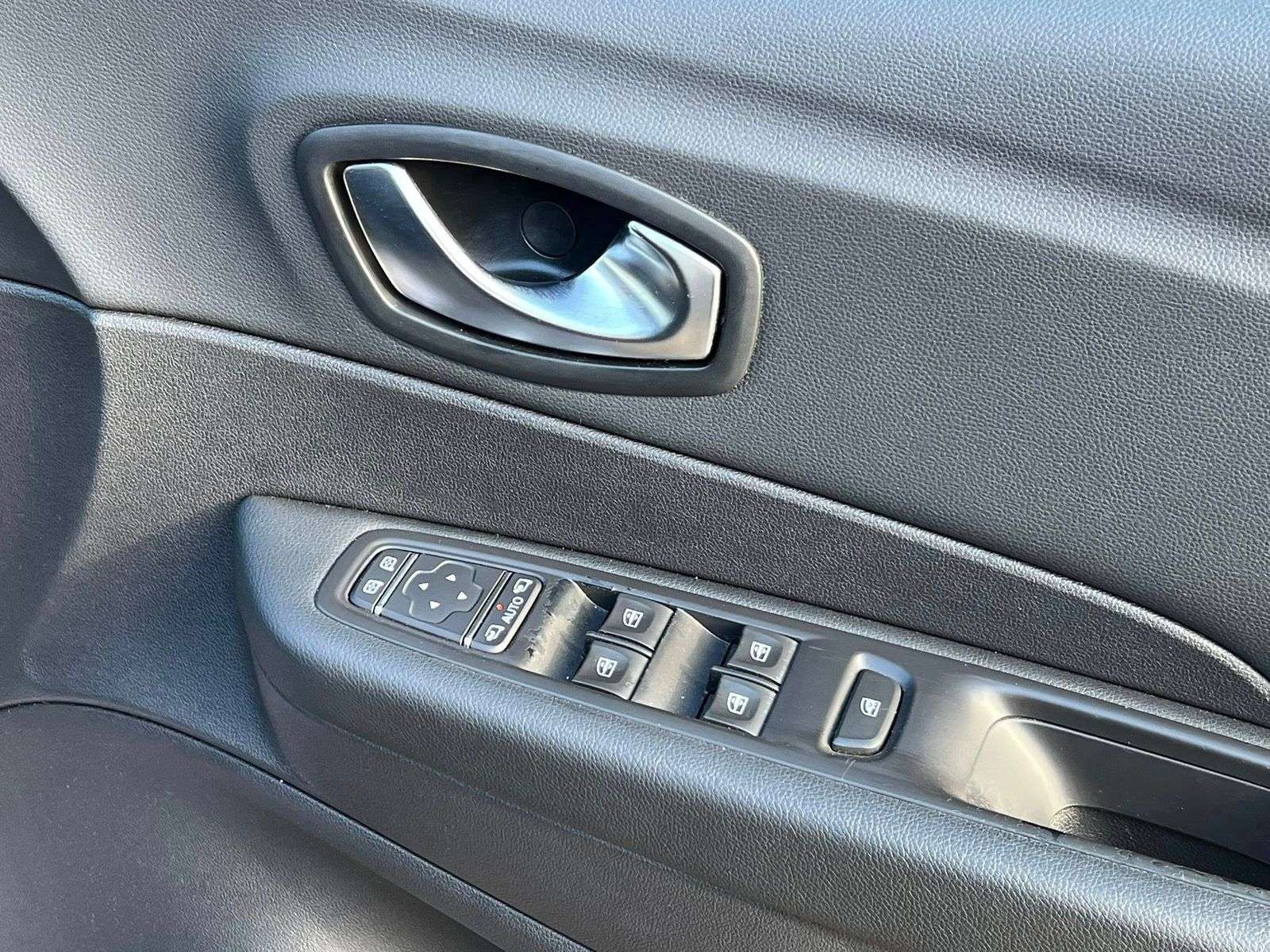 2017 RENAULT CAPTUR 2017 RENAULT CAPTUR