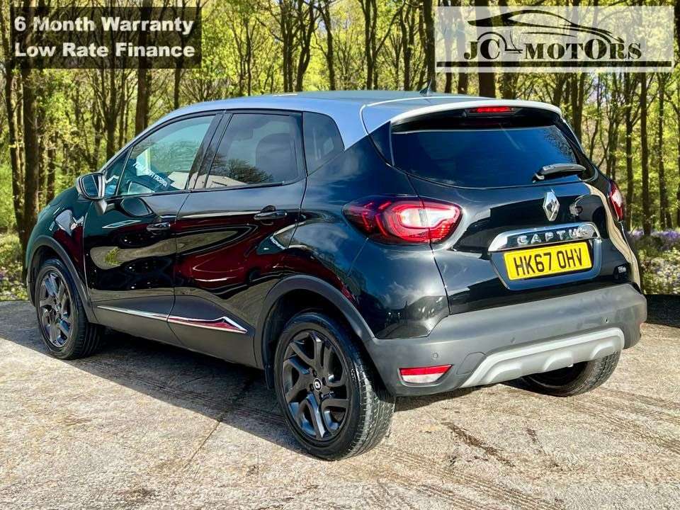 A 2017 RENAULT CAPTUR 0.9 TCe ENERGY Dynamique S Nav SUV 5dr Petrol Manual Euro 6 (s/s) (90 ps) A 2017 RENAULT CAPTUR 0.9 TCe ENERGY Dynamique S Nav SUV 5dr Petrol Manual Euro 6 (s/s) (90 ps)