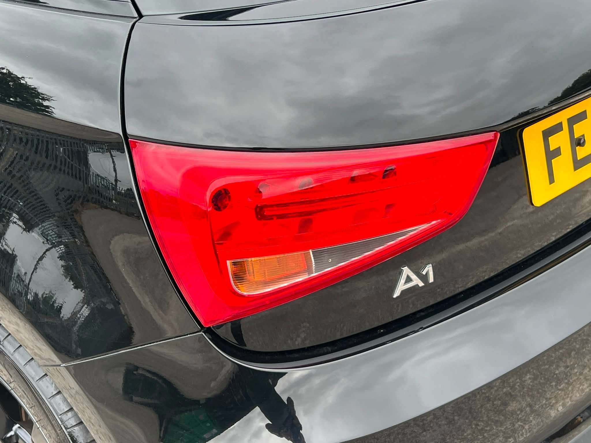 2017 AUDI A1 2017 AUDI A1