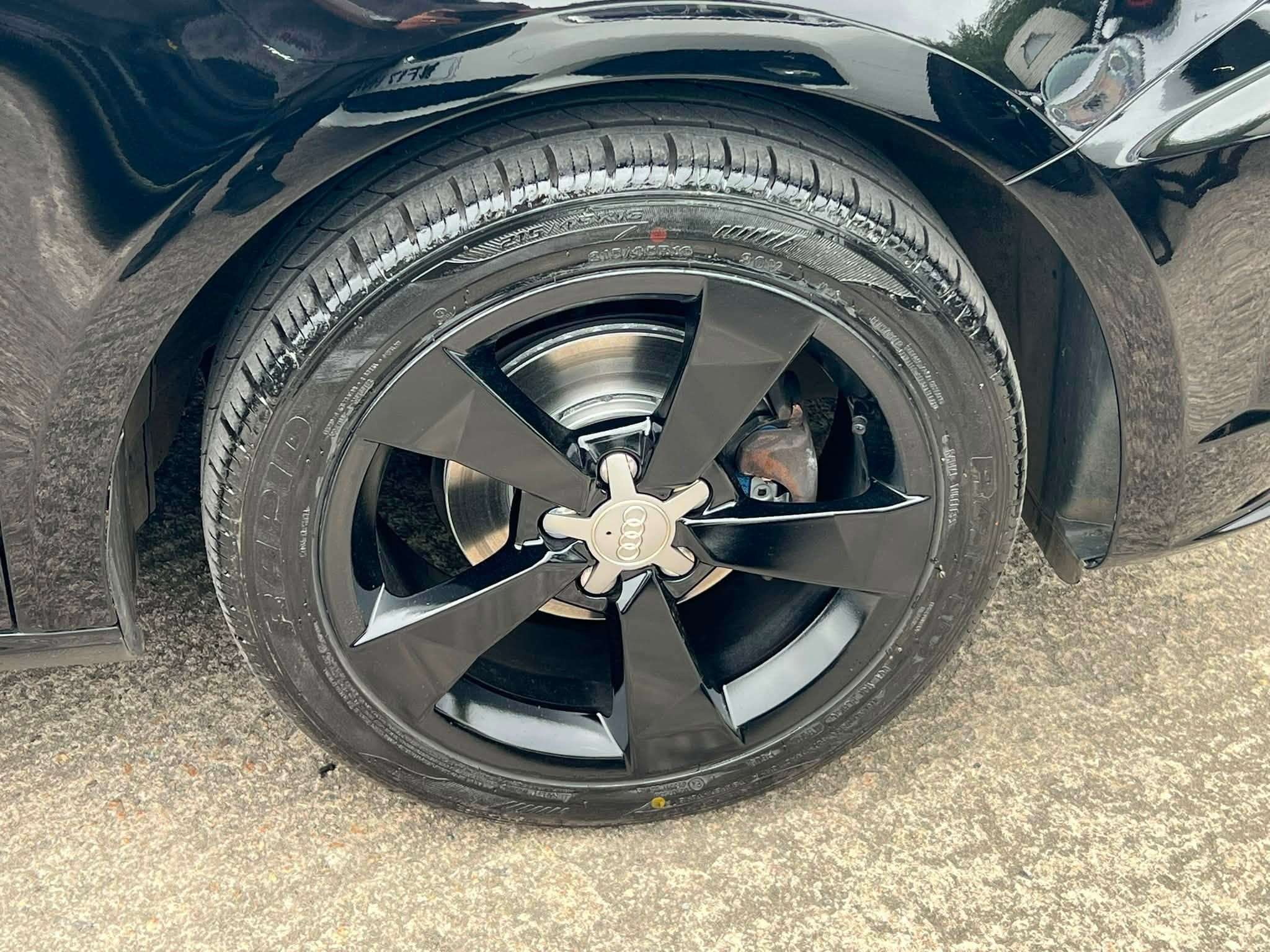 2017 AUDI A1 2017 AUDI A1