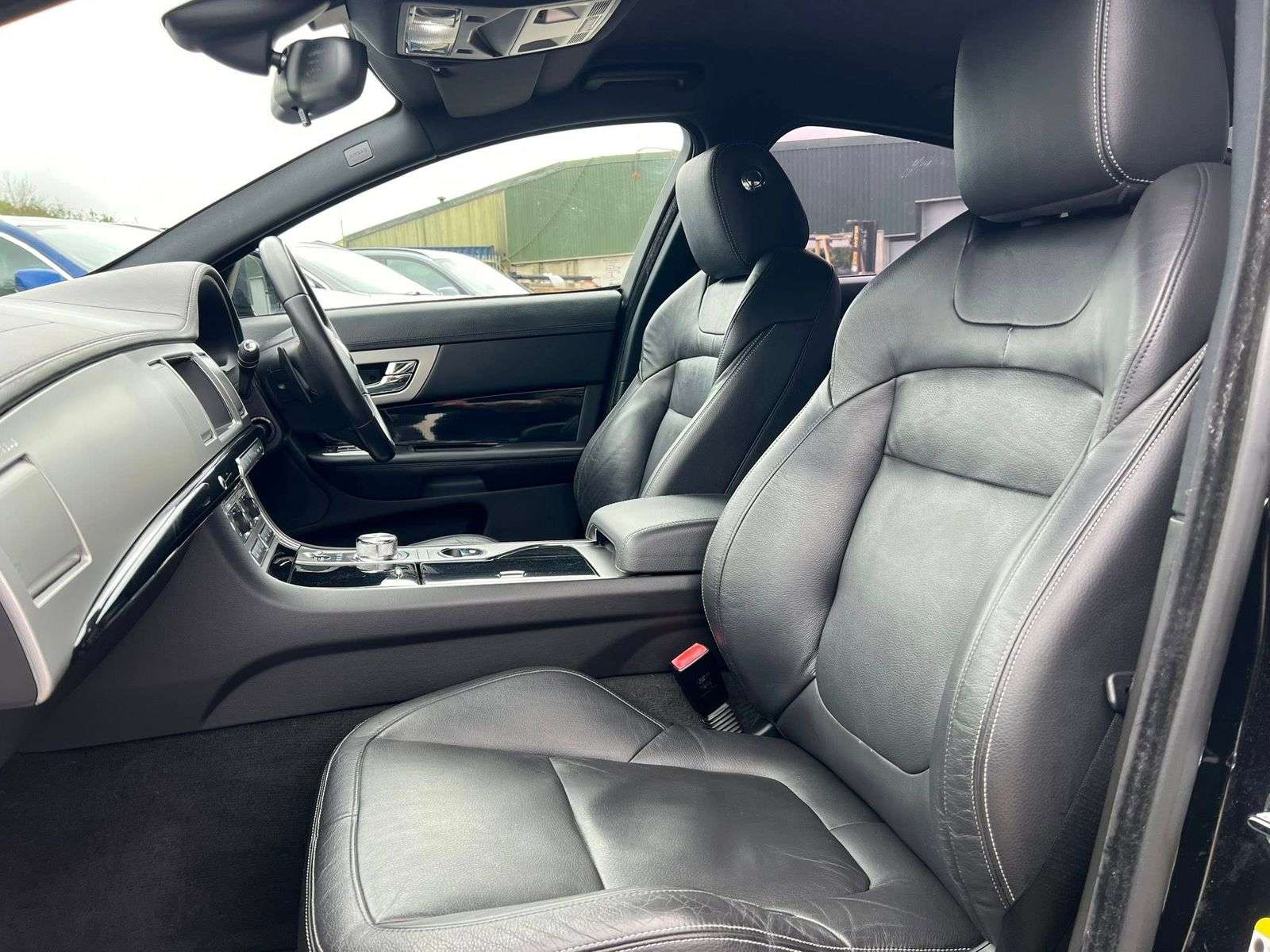 2015 JAGUAR XF 2015 JAGUAR XF